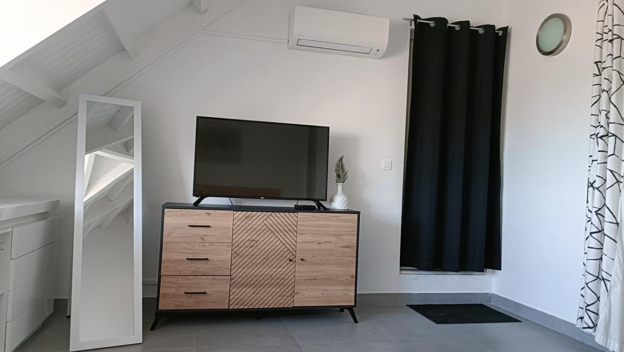 Friendly Beach House Baie Nettle Ngoại thất bức ảnh